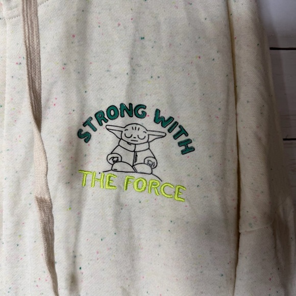 Disney Store Star Wars Strong with the Force Sweatshirt Hoodie Grogu Yoda Large - Picture 4 of 6